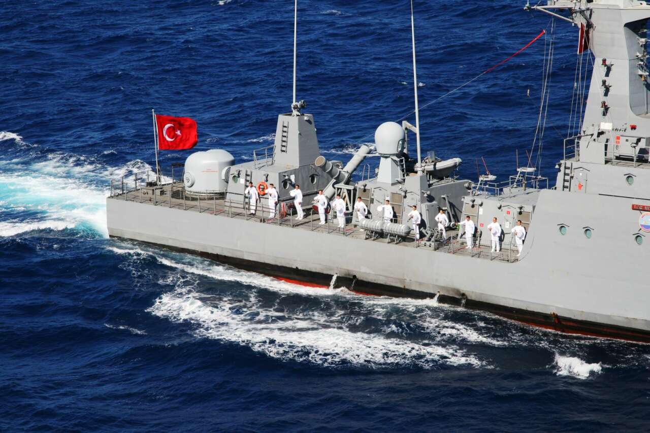 Denizkurdu-I/2026 Tatbikatı Gemi ve Uçakların Geçiş Töreniyle Sona Erdi 1